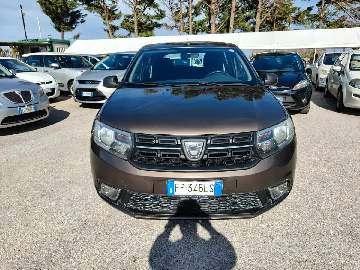 Begagnad Dacia Sandero Comfort 75 HK (55 kW) 2018 Brun Sedan