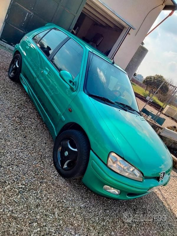 Usata Peugeot 106 60 CV (44 kW) 1998 Utilitaria