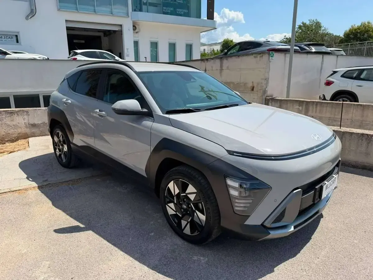 Usata Hyundai Kona 105 CV (77 kW) 2023 Grigio SUV