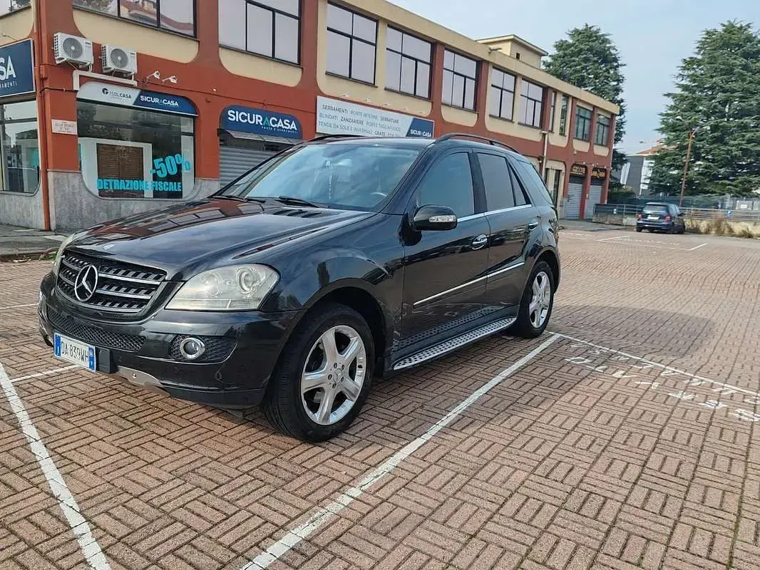 Usata Mercedes ML320 Chrome 224 CV (164 kW) 2006 SUV