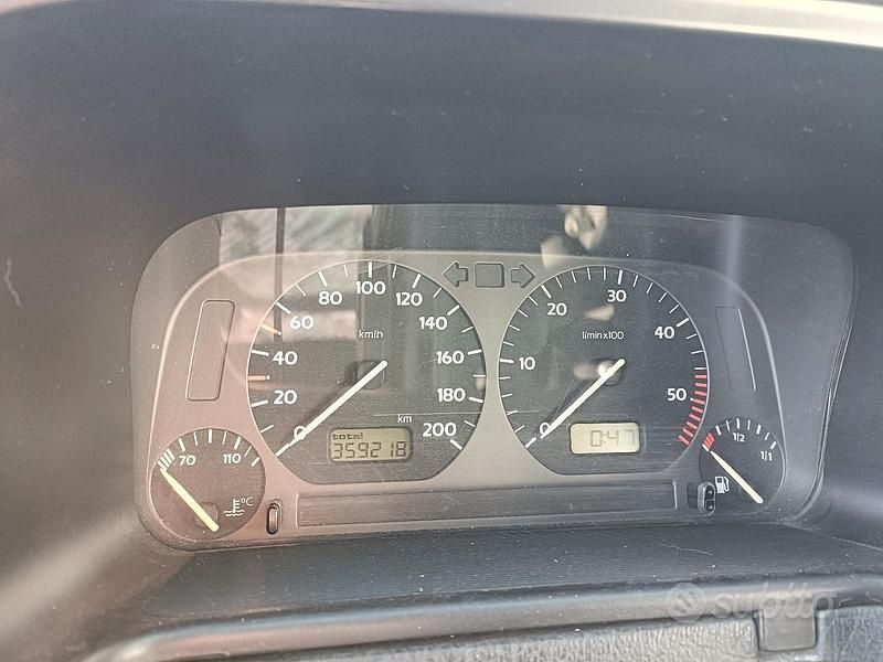 Usata VW Golf III 90 CV (66 kW) 1994 Verde Utilitaria