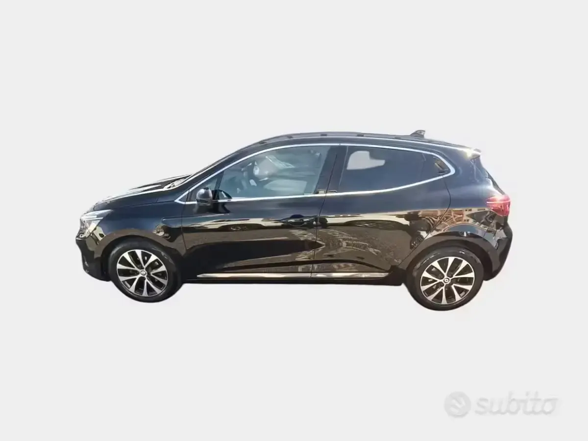 Usata Renault Clio V Techno 101 CV (74 kW) 2023 Nero Berlina