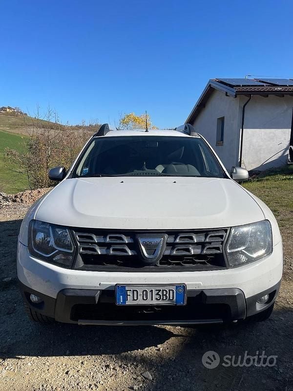Usata Dacia Duster Urban Explorer 110 CV (80 kW) 2016 Bianco Berlina