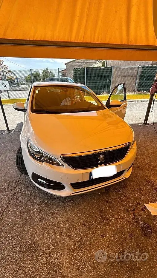 Usata Peugeot 308 131 CV (96 kW) 2021 Bianco Berlina