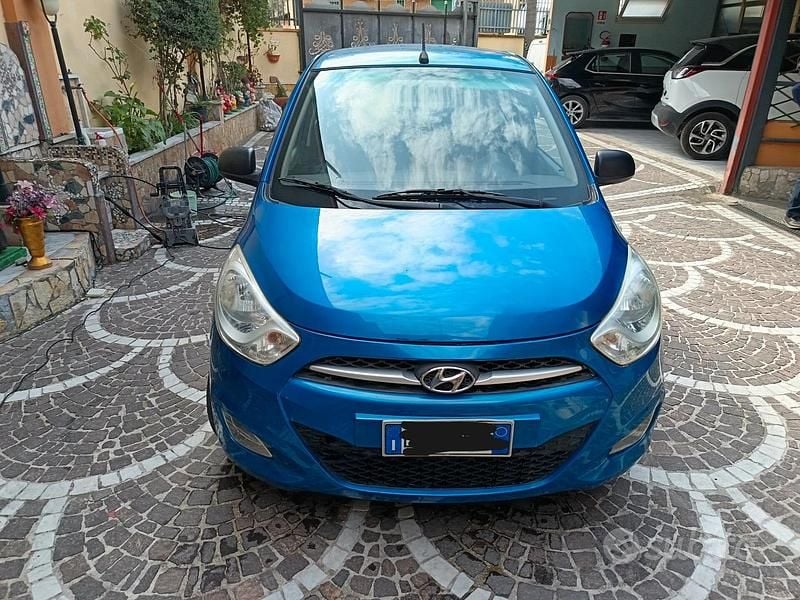 Usata Hyundai i10 69 CV (50 kW) 2011 Blu Utilitaria