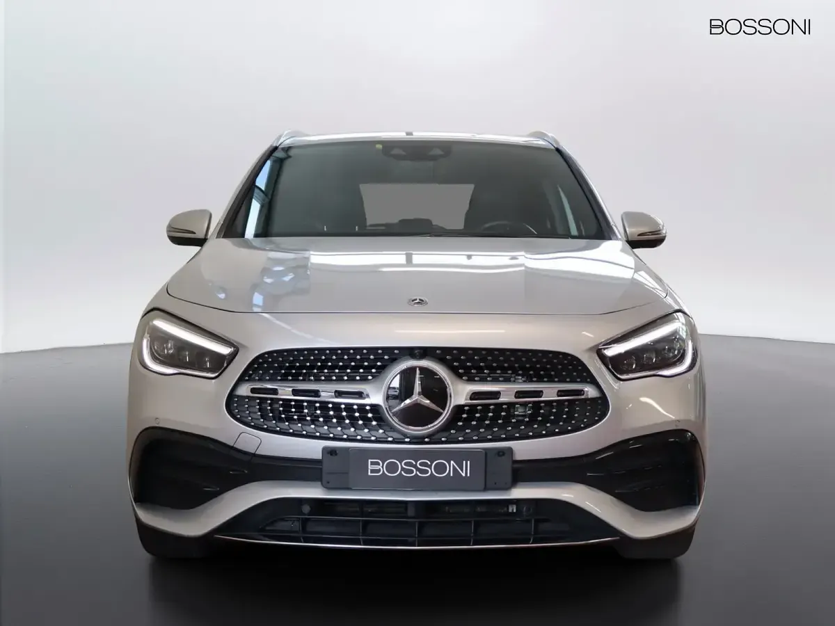 Usata Mercedes GLA220 Premium 190 CV (139 kW) 2021 Argento SUV