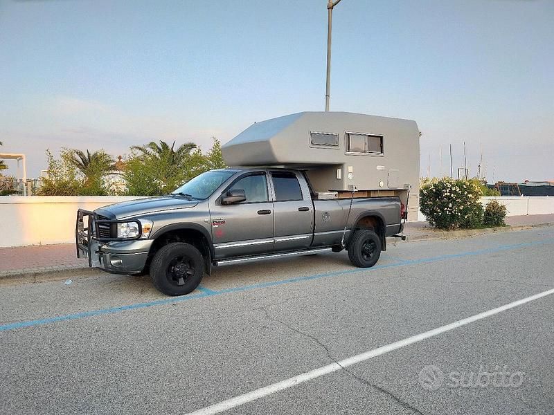 Usata Dodge Ram 2007 Grigio Pick-up