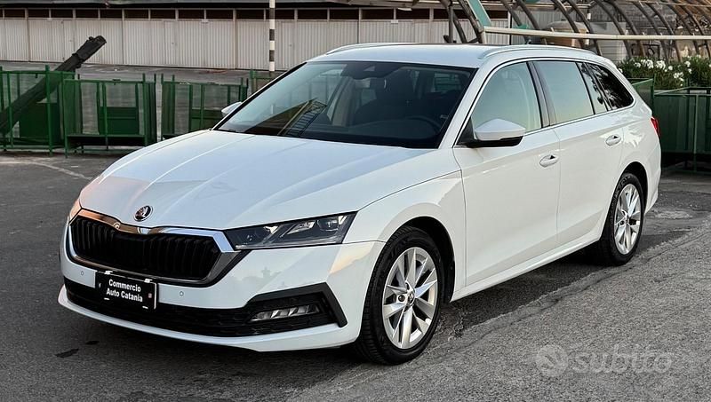 Usata Skoda Octavia 116 CV (85 kW) 2020 Bianco Station wagon