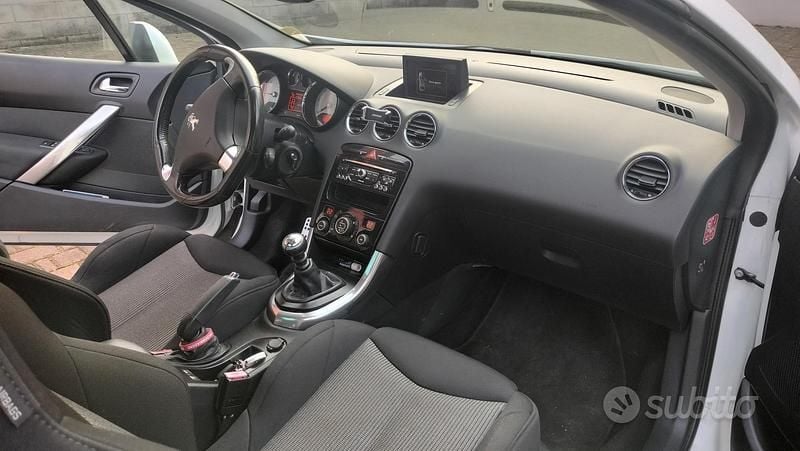 Usata Peugeot 308 CC 2014 Bianco Cabrio