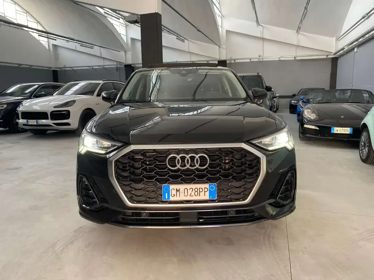 Usata Audi Q3 150 CV (110 kW) 2023 Nero SUV