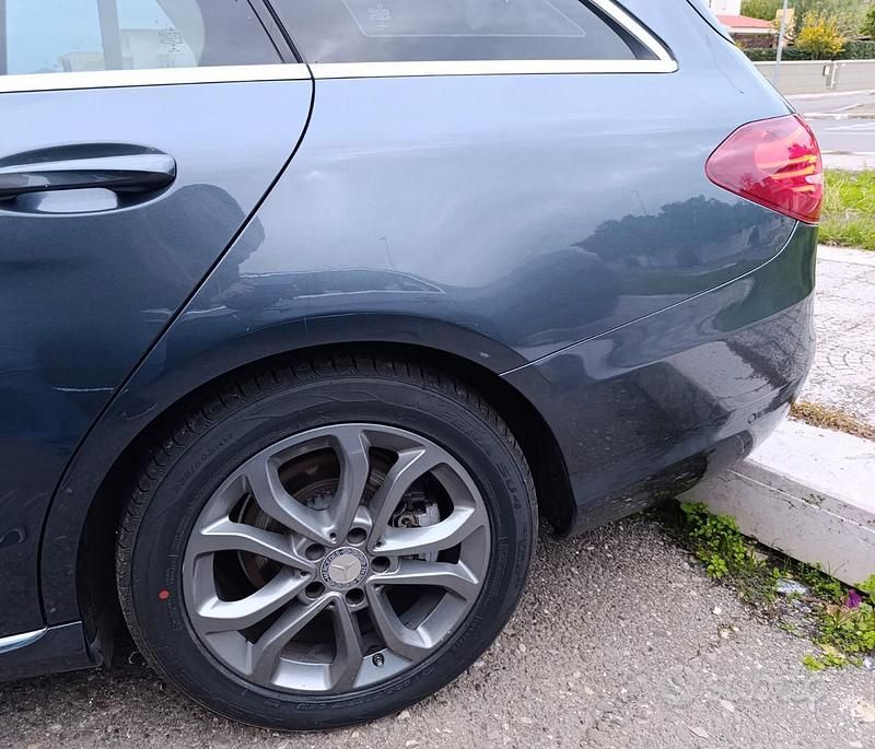 Usata Mercedes C220 170 CV (125 kW) 2015 Grigio Station wagon