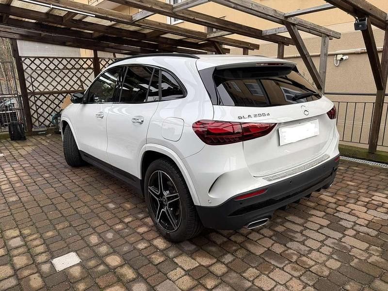 Usata Mercedes GLA200 Advanced Plus 150 CV (110 kW) 2024 Bianco SUV