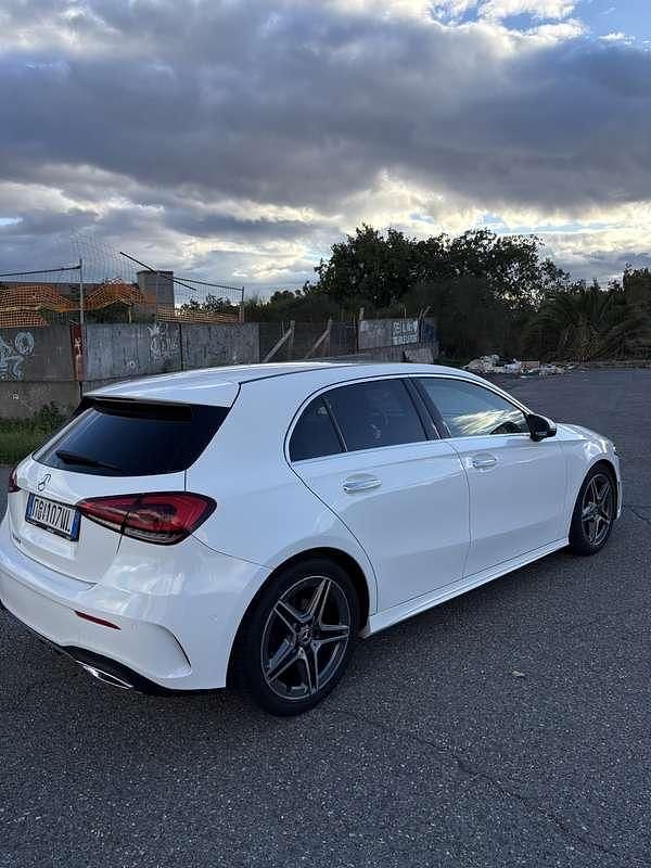 Usata Mercedes A180 Premium 116 CV (85 kW) 2019 Berlina