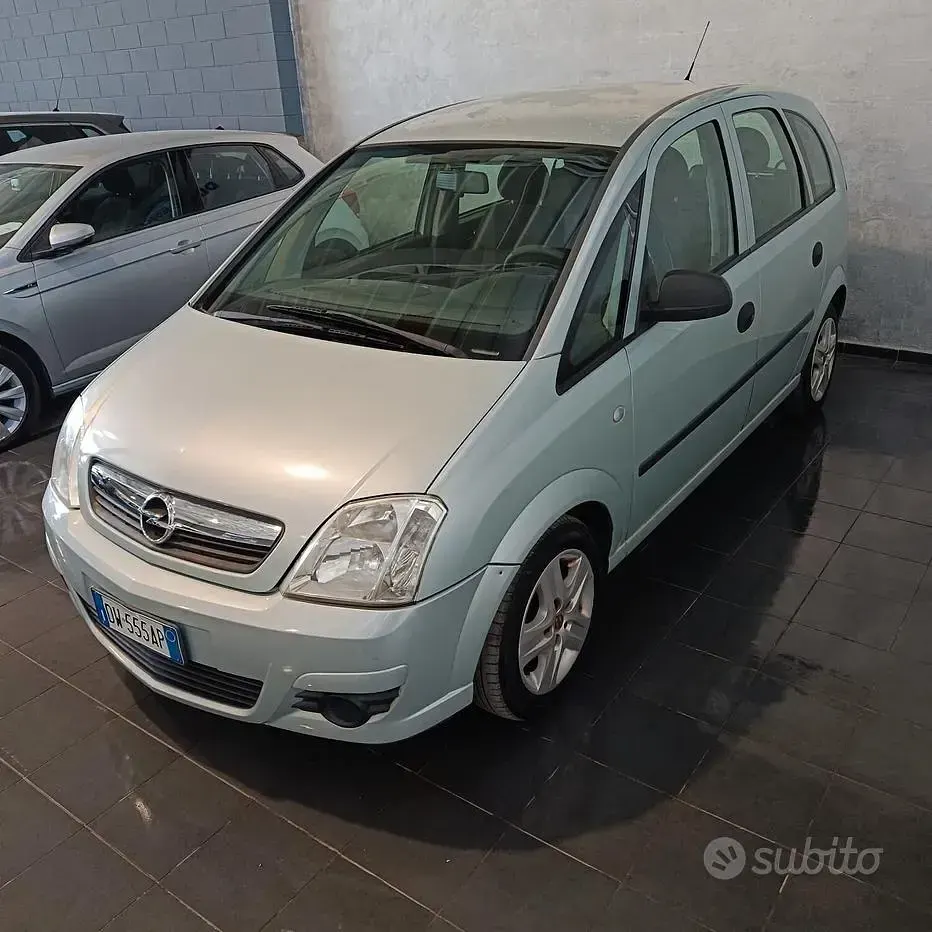 Usata Opel Meriva Club 90 CV (66 kW) 2009 Blu Monovolume