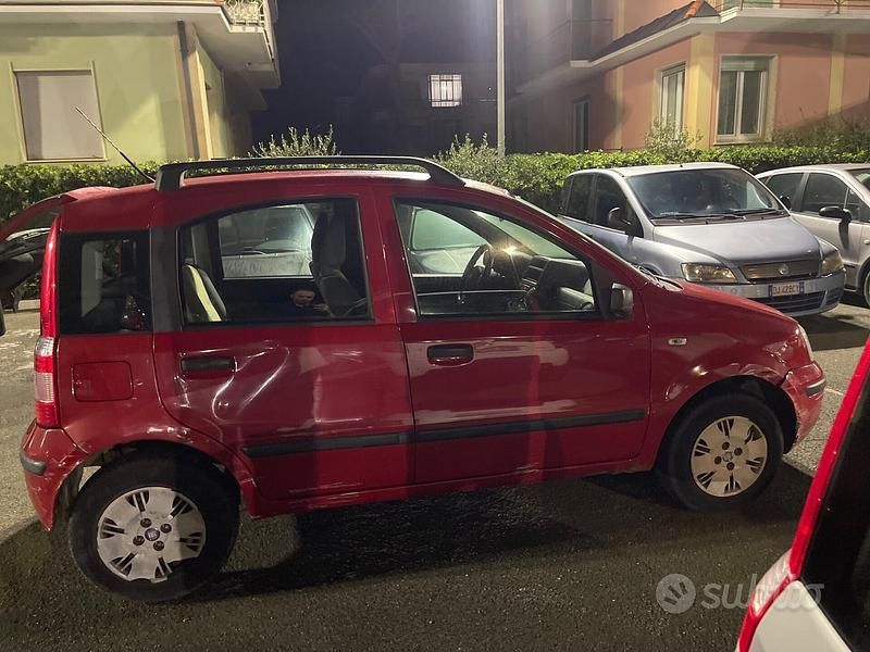 Usata Fiat Panda 74 CV (54 kW) 2009 Rosso Utilitaria