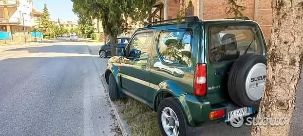 Usata Suzuki Jimny 2009 Verde SUV