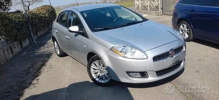 Usata Fiat Bravo 103 CV (75 kW) 2007 Grigio Utilitaria