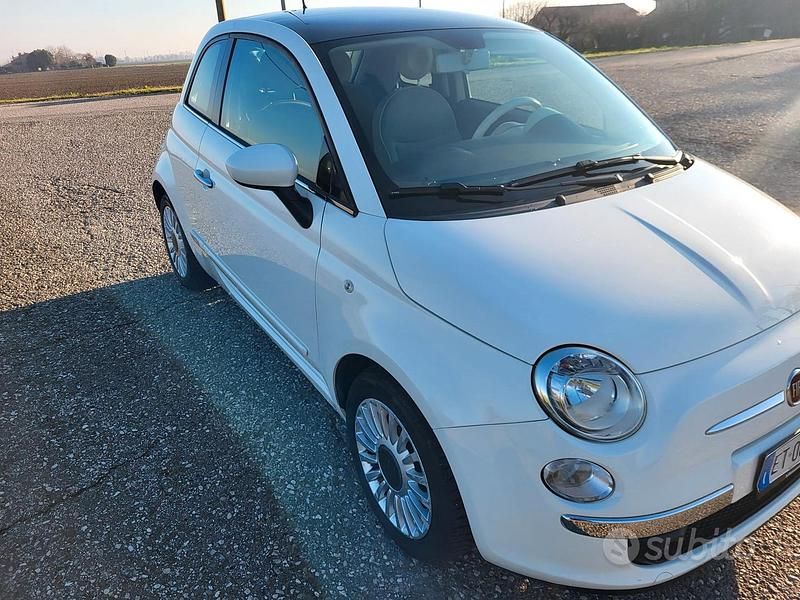 Bianco Usata 2014 Fiat 500 Tre volumi | 6300 € - Immagine 1/4