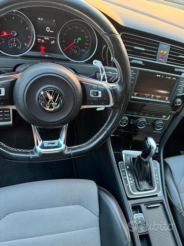 Usata VW Golf VII R-line 125 CV (91 kW) 2016 Grigio Berlina