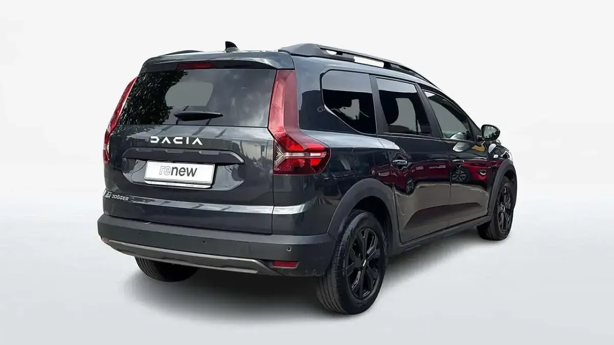 Usata Dacia Jogger Extreme 101 CV (74 kW) 2023 Grigio Monovolume