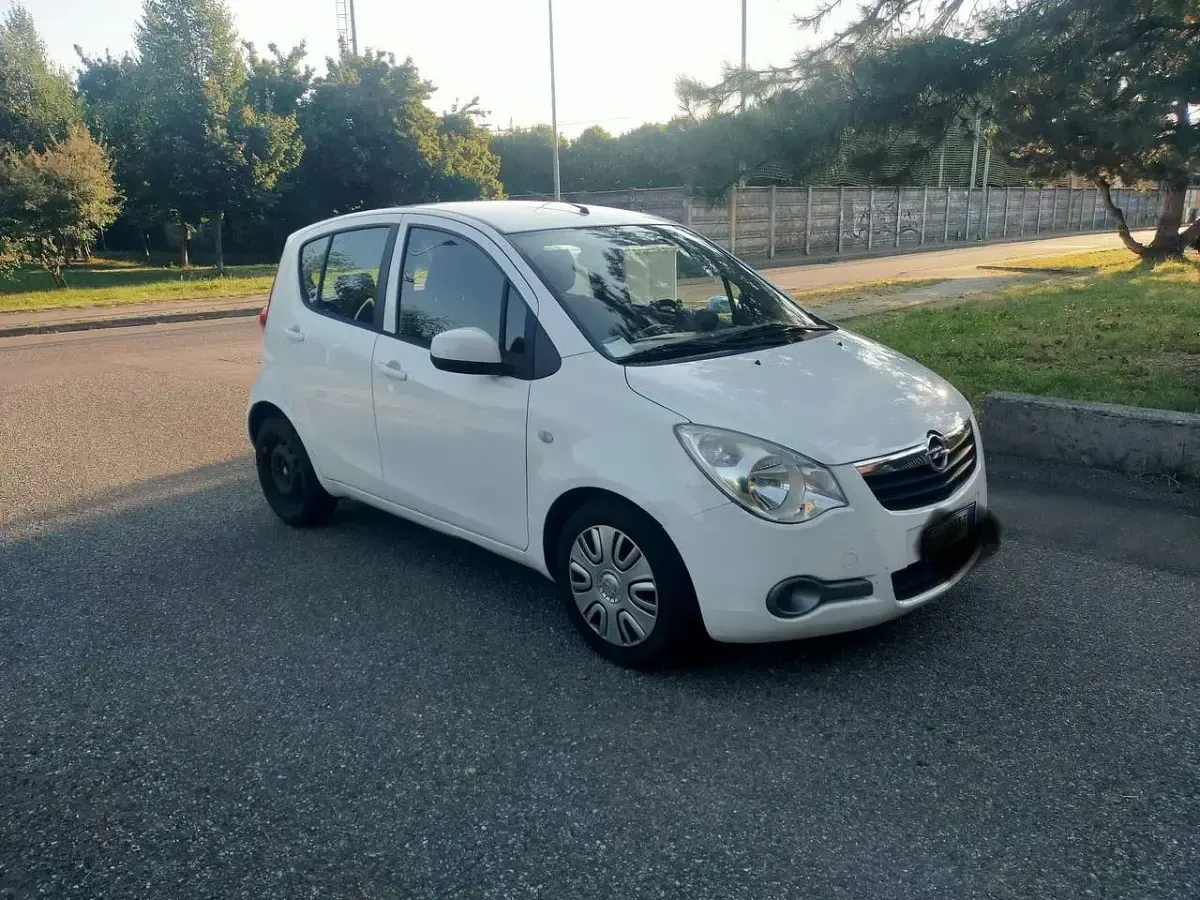 Usata Opel Agila Enjoy 86 CV (63 kW) 2010 Other Utilitaria