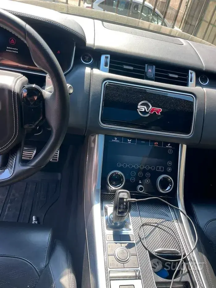 Gebraucht Land Rover Range Rover Sport SVR 575 PS (422 kW) 2019 Schwarz SUV