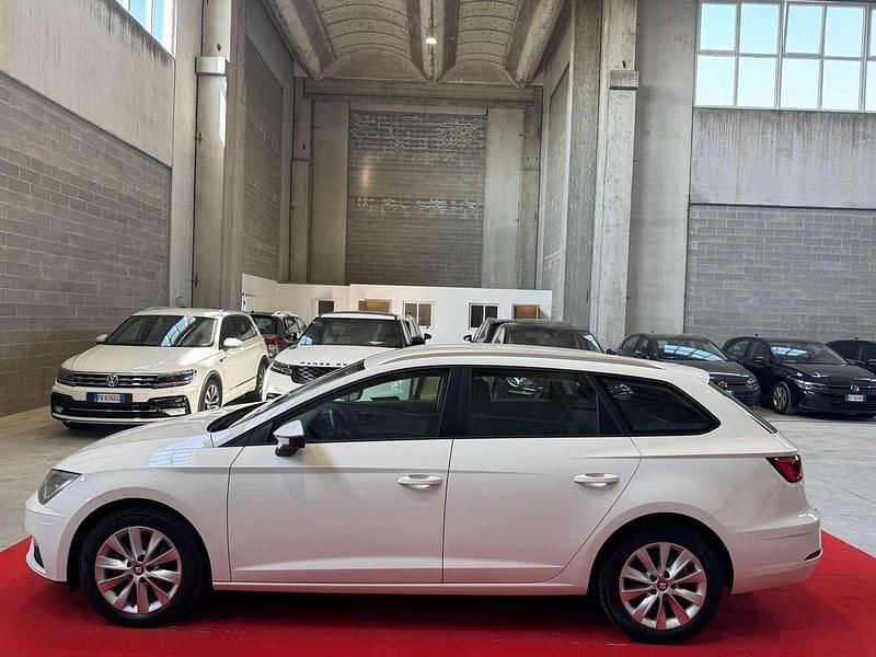 Usata Seat Leon ST Business 116 CV (85 kW) 2018 Bianco Station wagon
