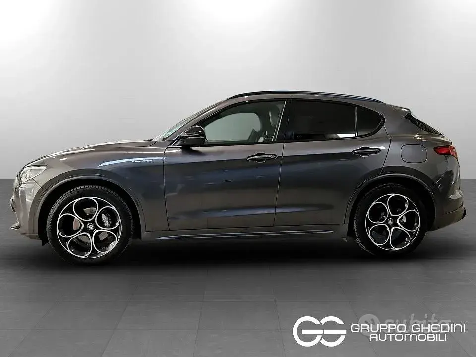 Usata Alfa Romeo Stelvio Veloce 210 CV (154 kW) 2022 Grigio SUV