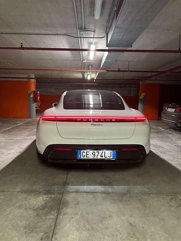 Usata Porsche Taycan Performance Package 119 kW (163 CV) 2021 Bianco Berlina
