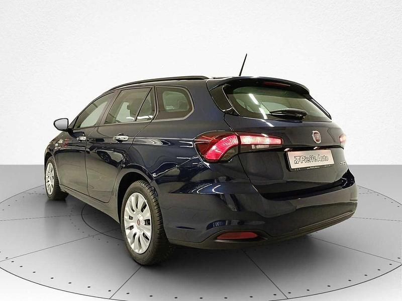 Usata Fiat Tipo Easy 95 CV (69 kW) 2019 Blu Station wagon