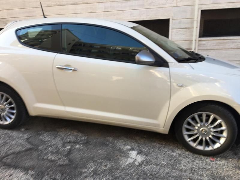 Usata Alfa Romeo MiTo Distinctive 95 CV (69 kW) 2014 Bianco Utilitaria