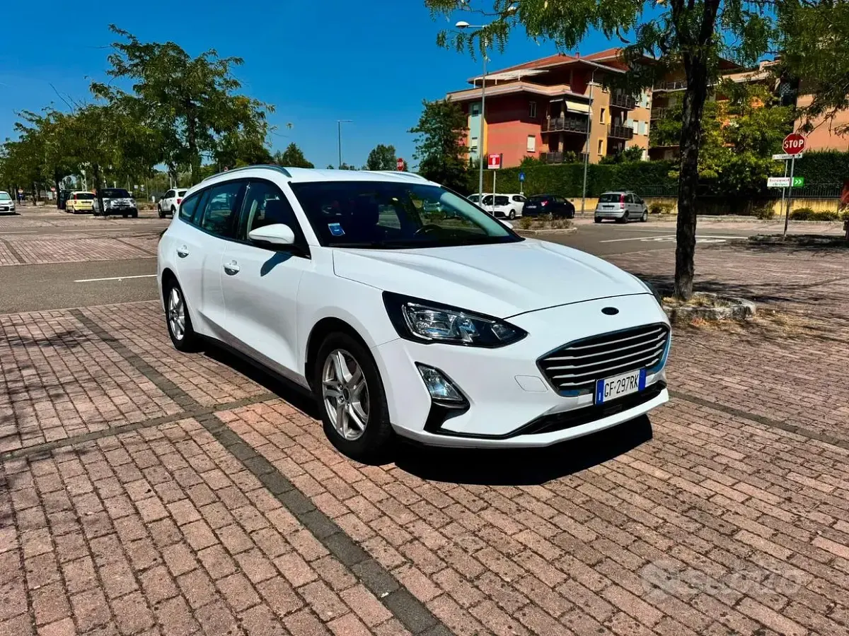 Usata Ford Focus Business Edition 120 CV (88 kW) 2021 Bianco Station wagon