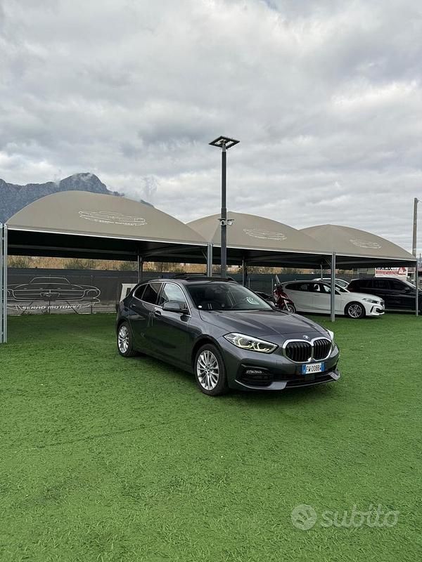Grigio Usata 2019 BMW 118 M Sport Due volumi | 20.000 € (Buon prezzo) - Immagine 1/4