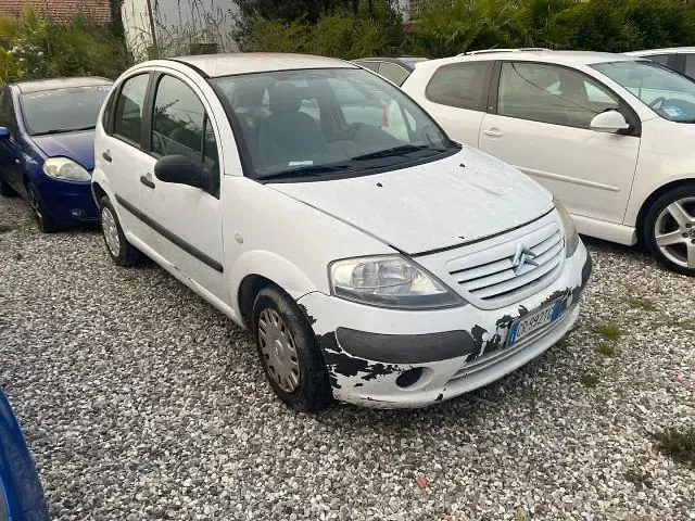 Begagnad Citroën C3 68 HK (50 kW) 2004 Vit Van