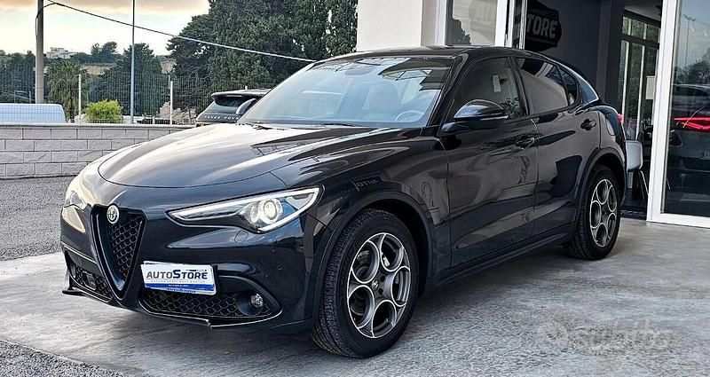 Nero Usata 2022 Alfa Romeo Stelvio Sprint SUV | 25.900 € (Buon prezzo) - Immagine 1/4