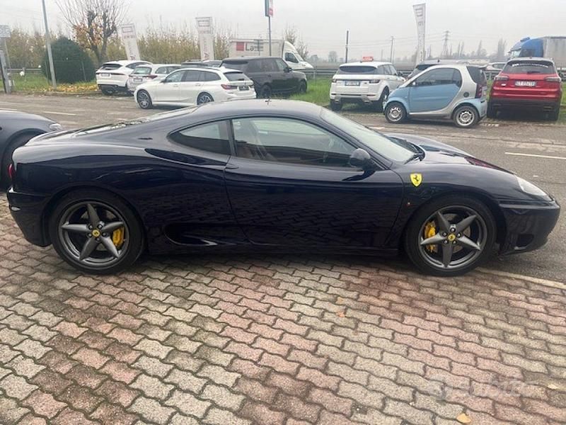 Usata Ferrari 360 400 CV (294 kW) 2001 Blu Coupé