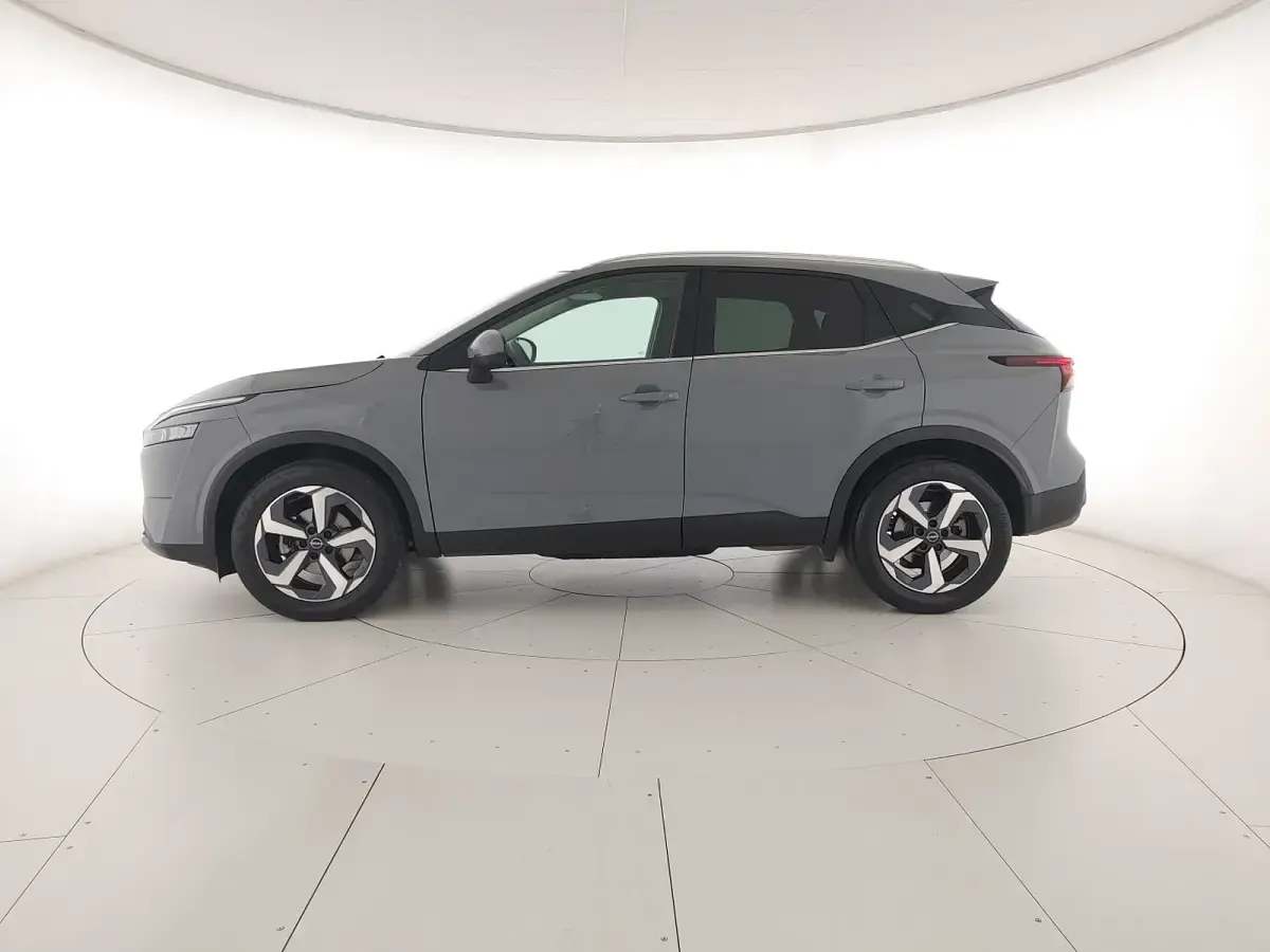 Usata Nissan Qashqai N-Connecta 159 CV (116 kW) 2022 Grigio SUV