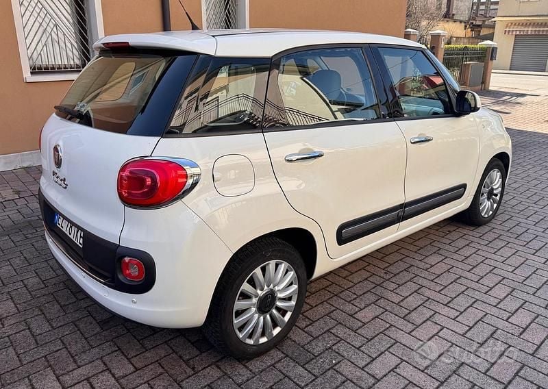 Usata Fiat 500L 105 CV (77 kW) 2015 Bianco Monovolume