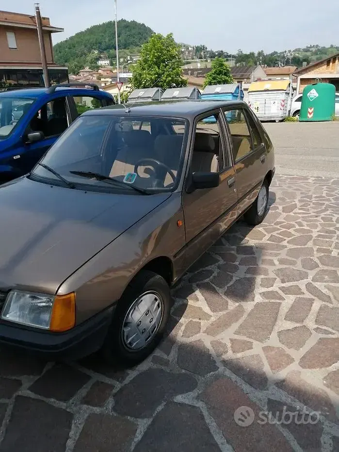 Usata Peugeot 205 49 CV (36 kW) 1984 Bronzo Utilitaria