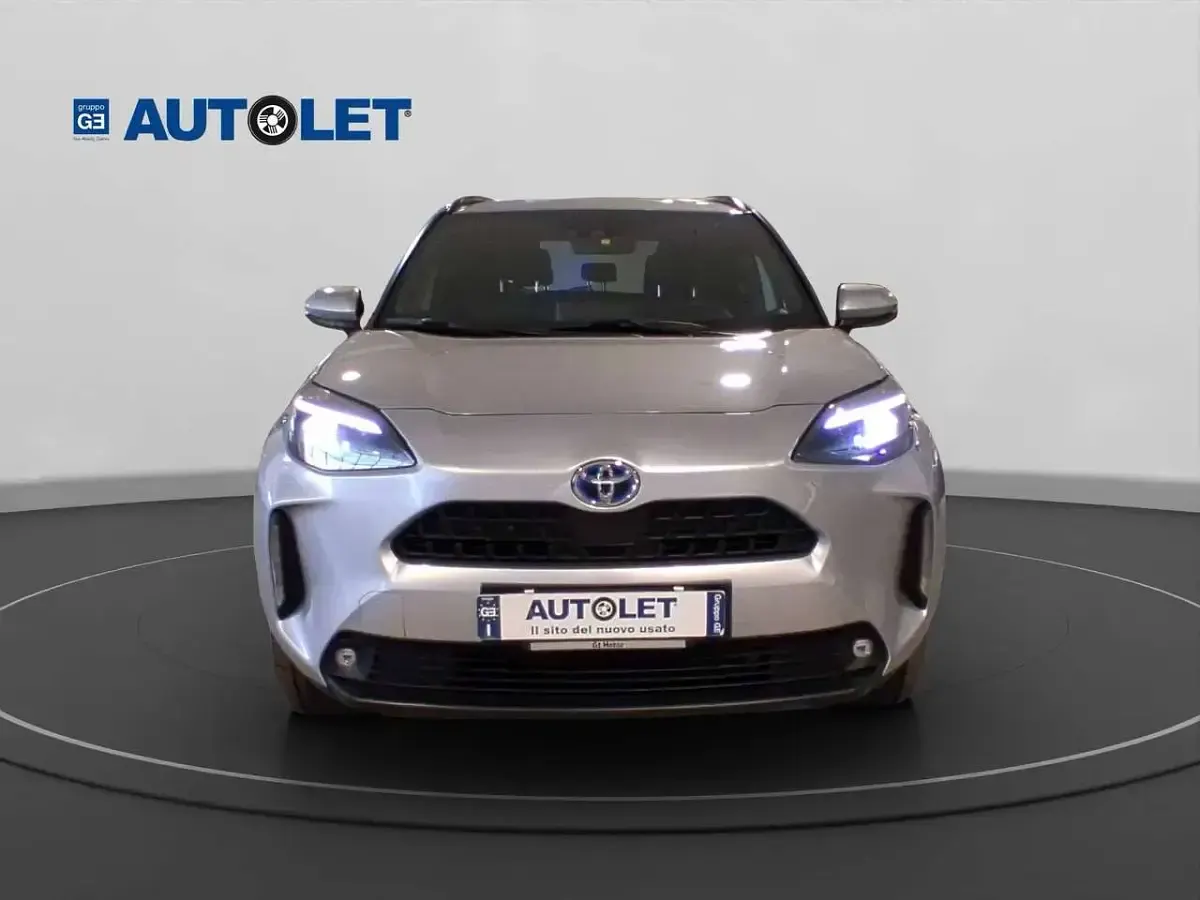 Usata Toyota Yaris Cross Trend 116 CV (85 kW) 2023 Argento SUV