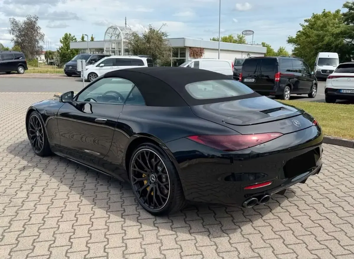 Usata Mercedes SL43 AMG Premium Plus 381 CV (280 kW) 2023 Nero metallizzato Cabrio