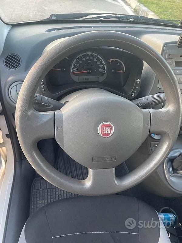 Usata Fiat Panda 69 CV (50 kW) 2012 Bianco Utilitaria