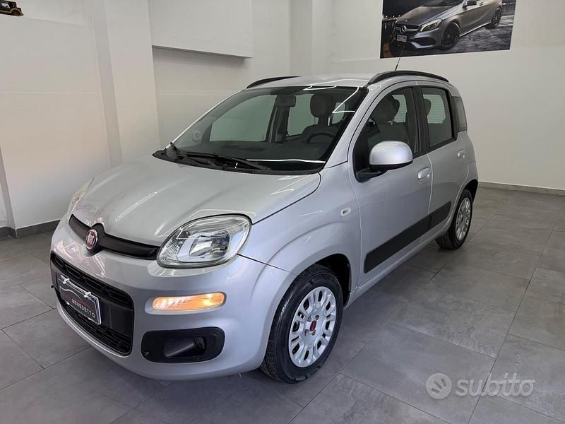 Usata Fiat Panda Lounge 69 CV (50 kW) 2015 Argento Utilitaria