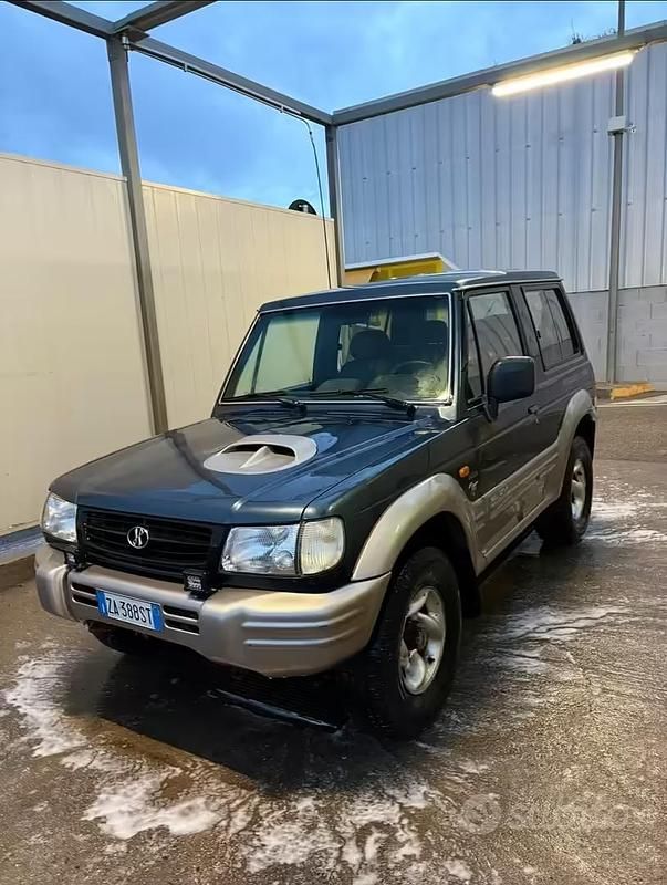 Usata Hyundai Galloper 100 CV (73 kW) 2000 Blu SUV