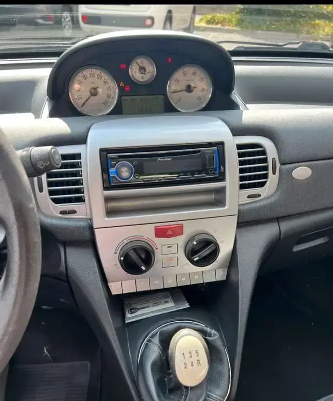 Usata Lancia Ypsilon 60 CV (44 kW) 2010 Utilitaria