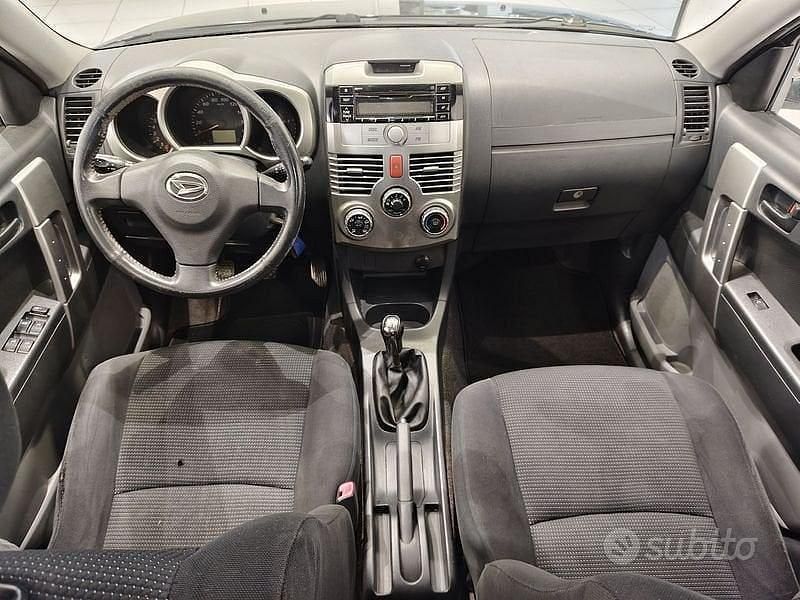 Usata Daihatsu Terios 105 CV (77 kW) 2006 Nero SUV