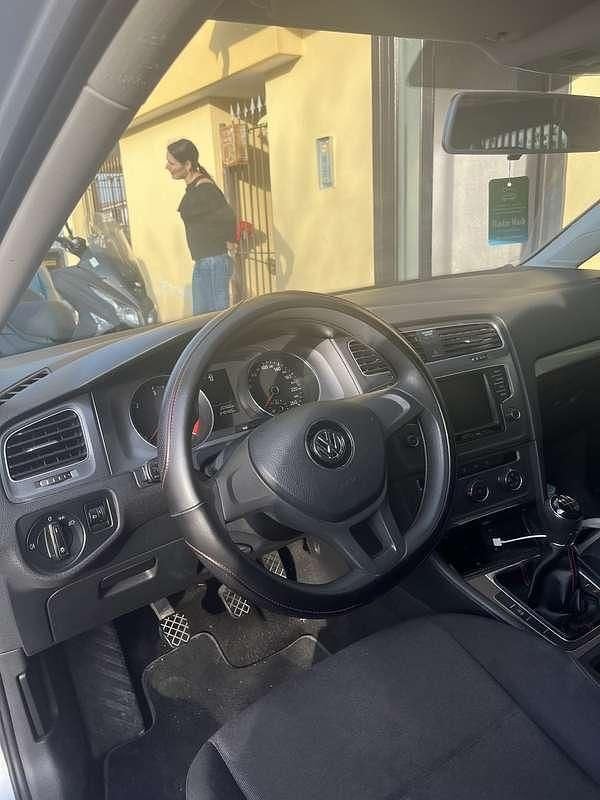Usata VW Golf Sportsvan Comfortline 90 CV (66 kW) 2016 Monovolume