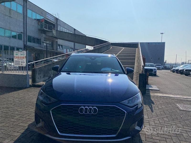 Gebraucht Audi A3 Advanced 150 PS (110 kW) 2023 Blau Limousine