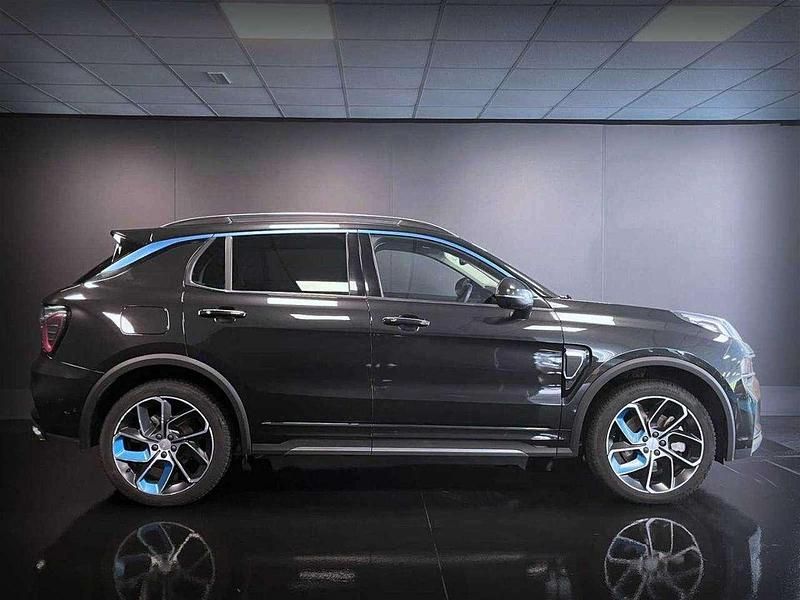 Usata Lynk & Co 01 179 CV (131 kW) 2023 Sparkling black SUV