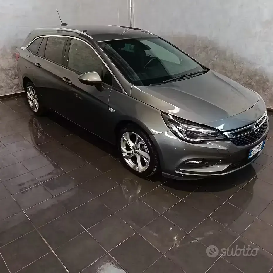 Usata Opel Astra 110 CV (80 kW) 2018 Grigio Station wagon